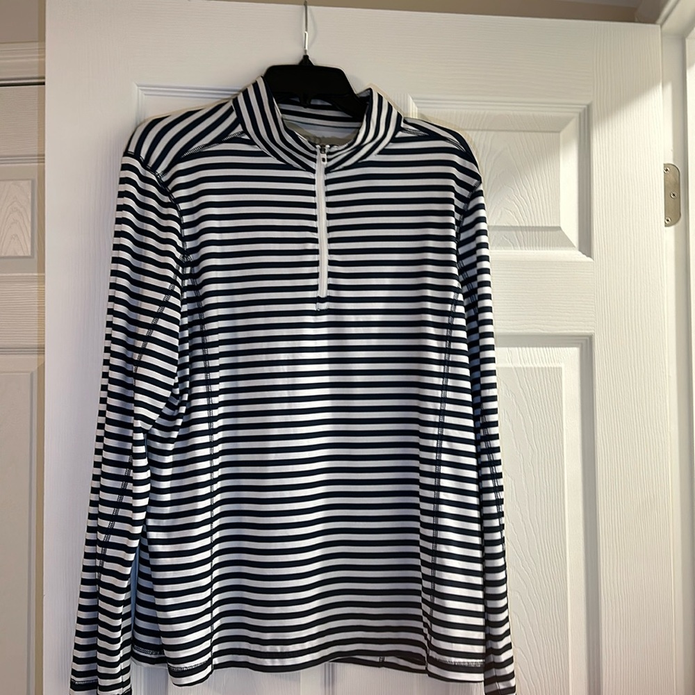 IZOD Golf Long Sleeve 1/4 Zip Pullover